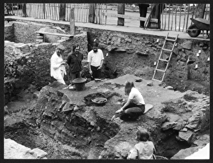 Archaeologists Gallery: Archaeology / Chester