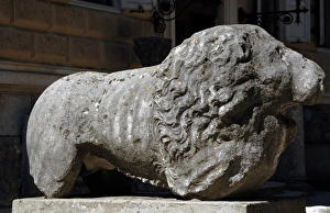 Images Dated 1st September 2007: Archeological remains of the facade to the Archaeological Mu