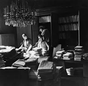 Classification Prints: Archive service at Paris Peace Conference