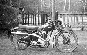 Ariel 1938 Red Hunter 350cc motorcycle