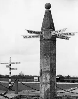 Tewkesbury Collection: Five Armed Signpost