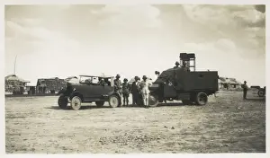Armoured truck and support vehicle, Middle East
