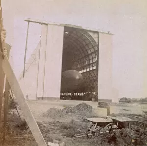 Images Dated 17th February 2017: Army airship Beta in shed at OTC camp, Farnborough