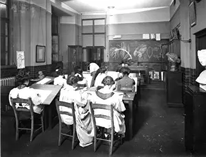 Class Room Prints: Art class 1911