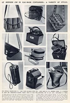 Images Dated 2nd October 2020: Article in The Illustrated London News showing a variety of chic bags