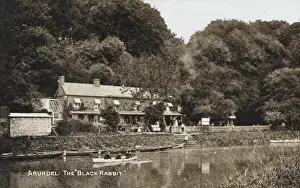 Banks Prints: Arundel - The Black Rabbit, Offham