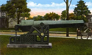 Ashtabula Collection: Ashtabula, Ohio, USA - Flatiron Park - Old Cannon