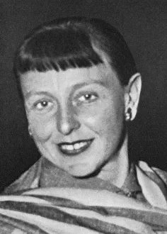 Images Dated 27th February 2020: Asta Ruth-Soffner