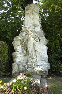 Viennese Gallery: AUSTRIA. Vienna. Cemetery. Tomb of Johann Strauss