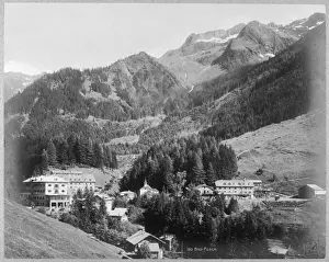 Austrian Spa Town / C20Th