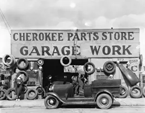 Atlanta Prints: Auto parts shop. Atlanta, Georgia