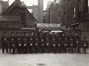 Auxiliary firefighters group photograph, WW2
