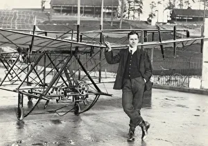 Aircrew Gallery: Avro Roe 1 Biplane