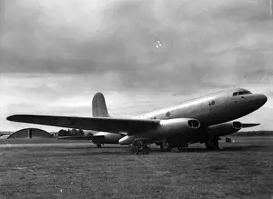 Avro Tudor 8 VX195 at Farnborough in 1948