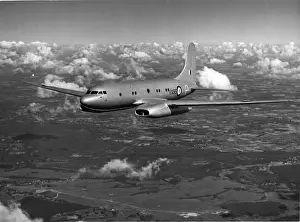Avro Tudor 8 VX195 September 1948