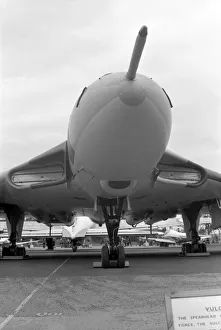 Displaying Prints: Avro Vulcan B. 2