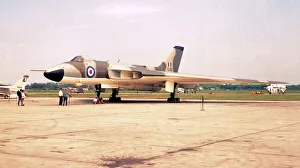 1969 Prints: Avro Vulcan B. 2 XL318