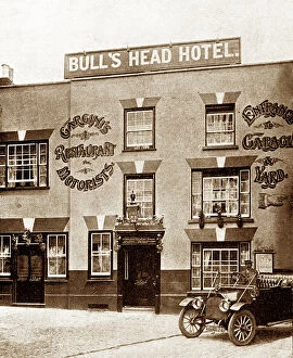 Buckinghamshire Collection: Aylesbury Bull's Head Hotel early 1900s