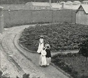 Aylesbury Inebriate Reformatory - Inmates in Flower and Vege