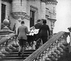 Perambulator Prints: Baby Princess Elizabeth at Balmoral