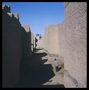 Babylon / Excavations