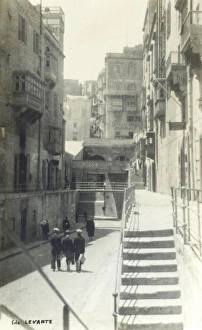 Images Dated 5th May 2011: Backstreet in Valetta, Malta