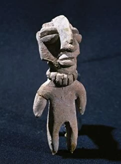 Inhabited Collection: Bahia Culture (Mahia, Ecuador). Anthropomorphic figure