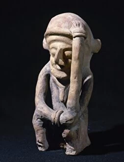 Inhabited Collection: Bahia Culture (Mahia, Ecuador). Male figure representing a t