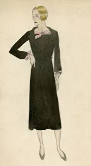 Neck Gallery: Balck dress 1930s
