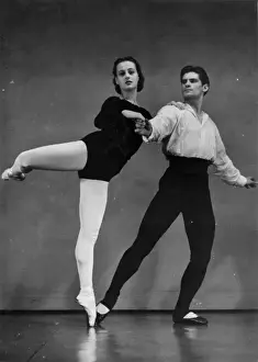 Graceful Prints: Ballet Couple