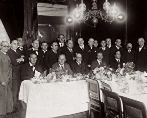 Alvarez Gallery: Banquet in honor of Jacinto offered by the SGAE dirigents in