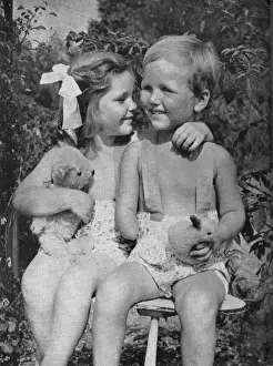 Barnardos Prints: Barnardos child Michael born with one hand
