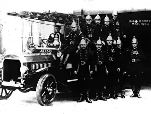 Barnet Prints: Barnet Fire Brigade with appliance