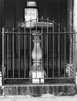 Bargains Gallery: Barnstaple Tome Stone