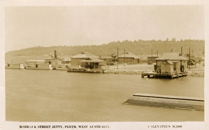 Images Dated 24th November 2016: Barrack Street Jetty, Perth, Western Australia
