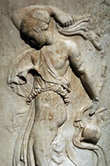 Move Collection: Base with maenads dancing