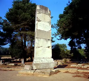 Supported Prints: The base or pillar of the Nike of Paionios