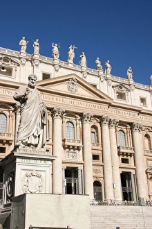 Images Dated 9th August 2005: Basilica of Saint Peter. Vatican City