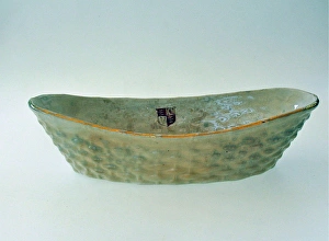 Images Dated 25th March 2011: Basket moulded dish with transfer - Bairnsfatherware