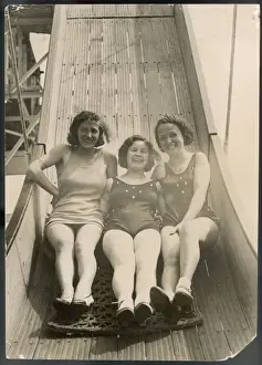 Skelter Prints: Bathing Beauties of 36