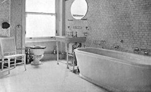 Images Dated 19th April 2011: Bathroom in the Ritz