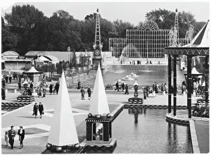 Fountain Prints: Battersea Gardens 1950S