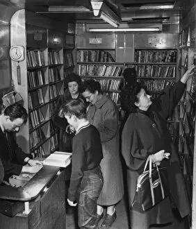 Choosing Gallery: Battersea Mobile Library