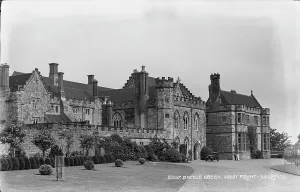 Landscaping Prints: Battle Abbey - West Front