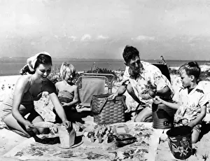 Picnics Prints: Beach Picnic