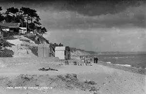 Southbourne Prints: Beach Scene with Beach Huts