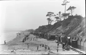 Canford Prints: Beach Scene at Canford Cliffs