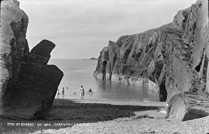 Cardigan Prints: Beach Scene at Gymbert on Sea