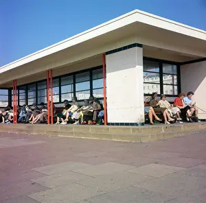 Beachfront Prints: Beachfront Seaside Shelter - Brighton, East Sussex