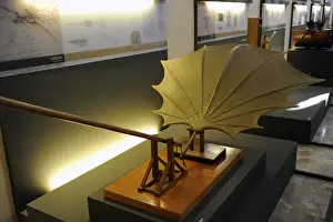 Beating wing. Study by Leonardo da Vinci. Model by Mario Alb
